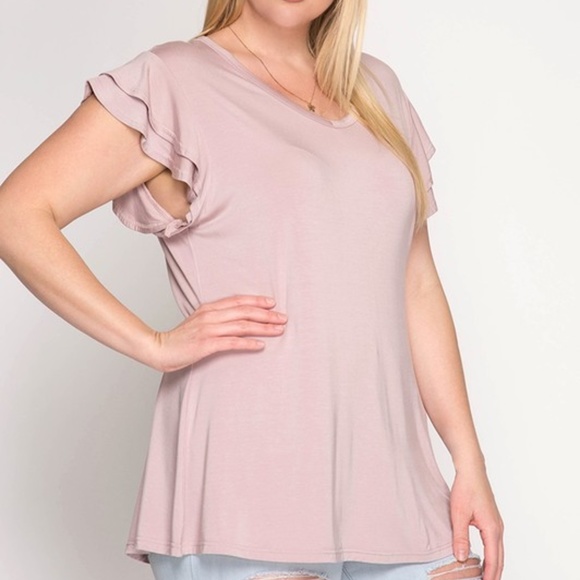 PLUS--Ruffled Short Sleeve Round Neck Knit Top - Picture 4 of 7